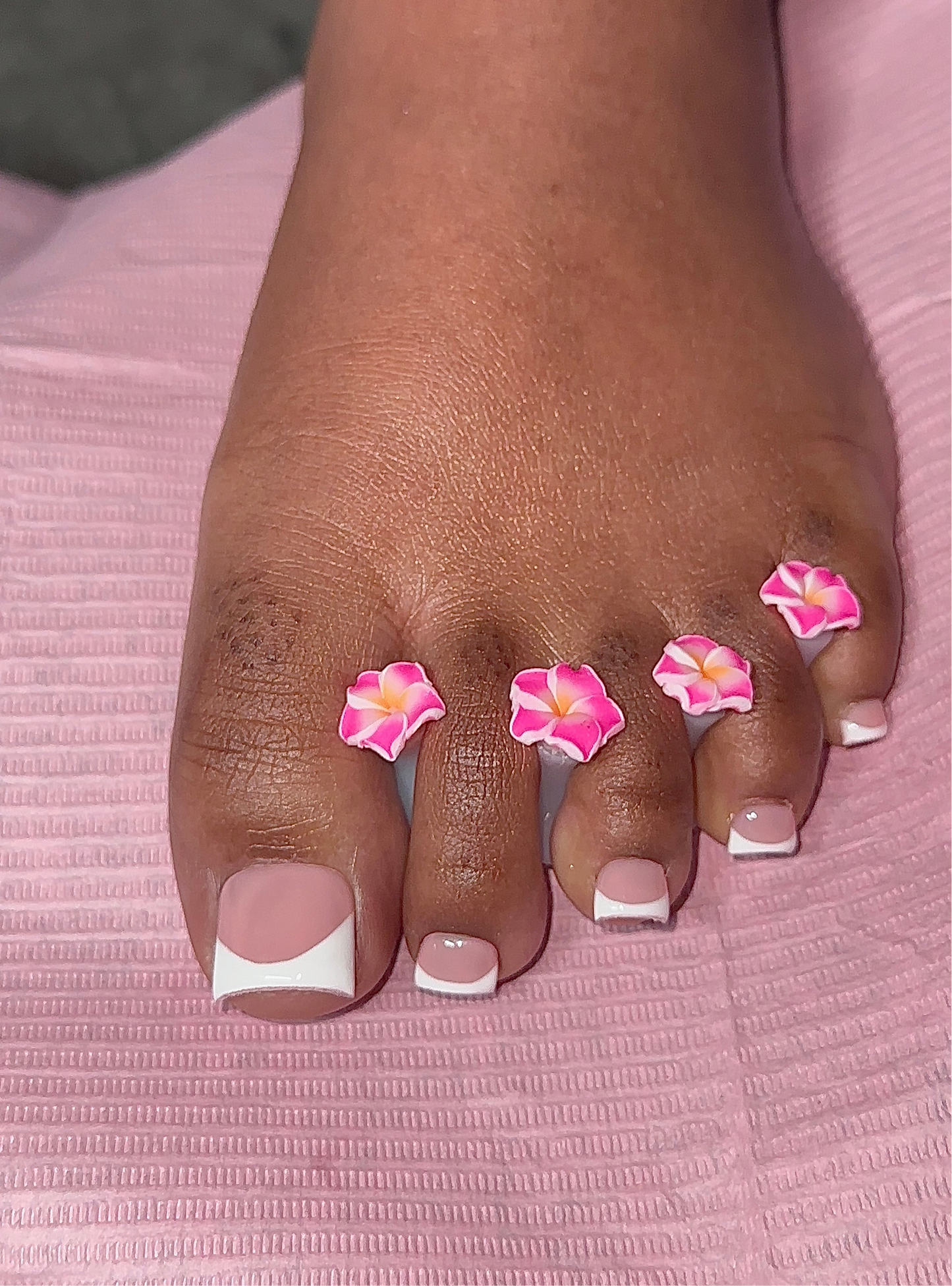 FRENCH TOES